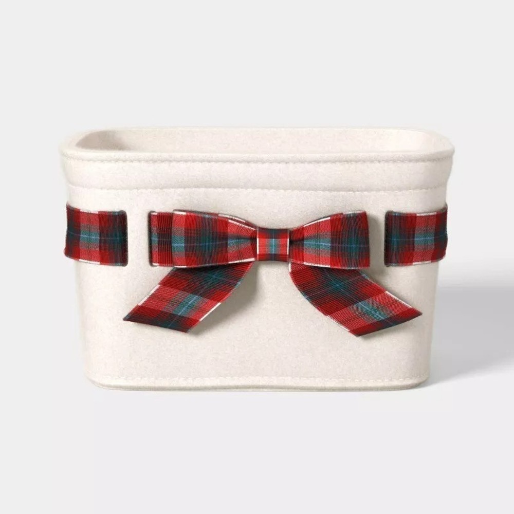 Plaid Bow Basket Red - Threshold, Target Christmas 2025‎